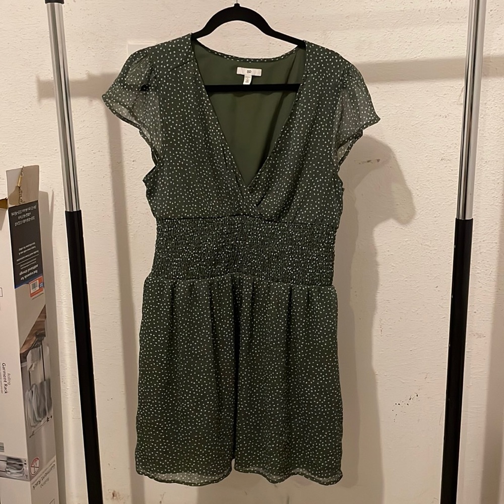 CUTE polkadot dress!